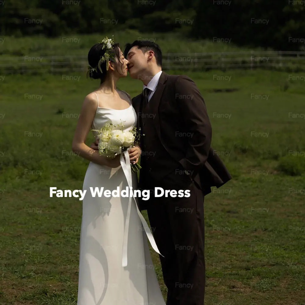 Fancy Simple Ivory Elastic Satin Wedding Dress Spaghetti Straps Sleeveless Bridal Party Gown Floor Length 웨딩드레스 customized