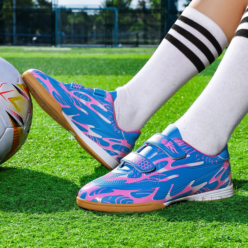 

Children Soccer Shoes FG/TF School Football Boots Boys Girls Non Slip Sneakers Women Outdoor Athletic Training Sports Footwear