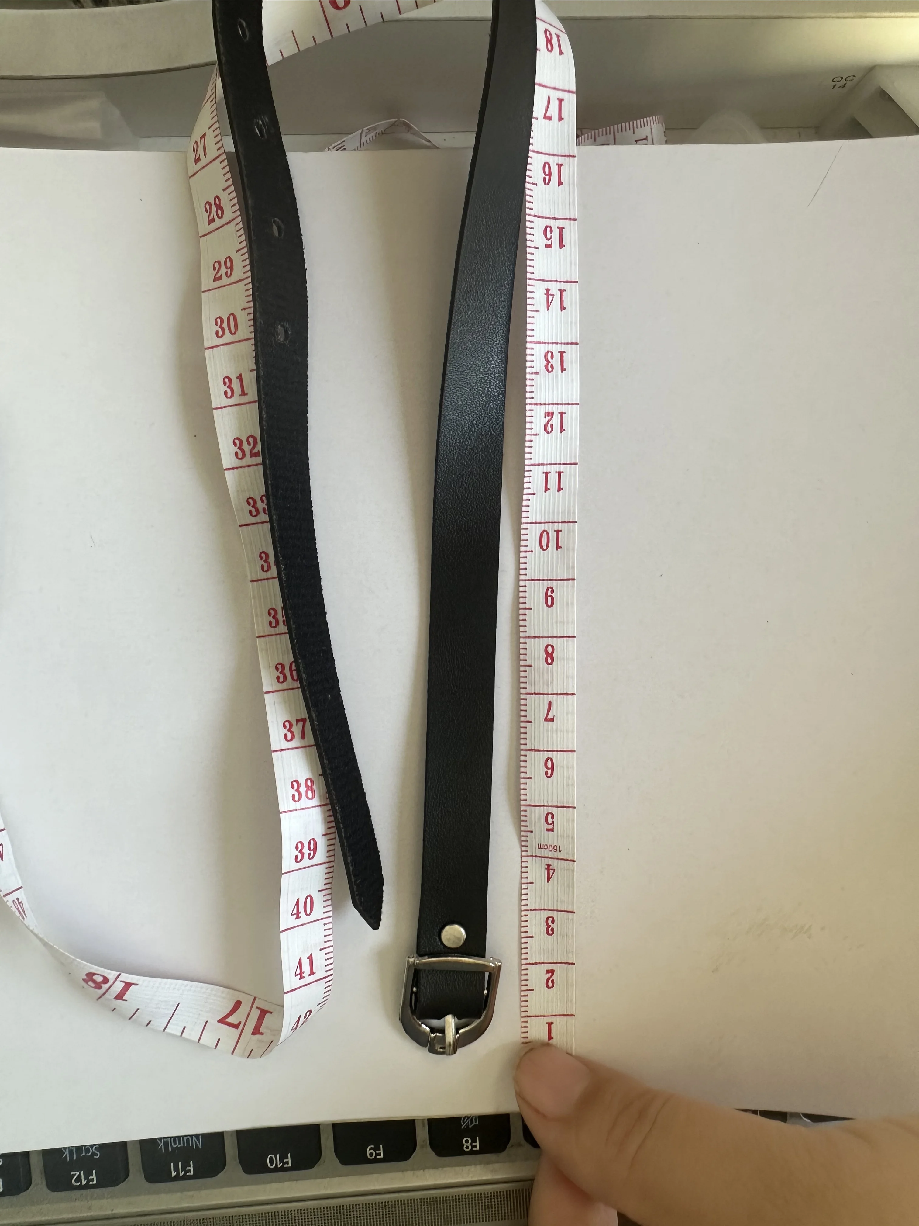 Preço com desconto crianças brinquedo artesanal id75 uf75 bjd boneca acessórios tipo simples cinto de couro 1 peça