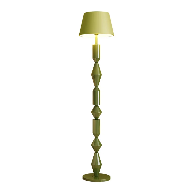 

Medieval floor lamp, French retro, high-end sense next to the sofa in the living room, vertical table lamp in the bedroom