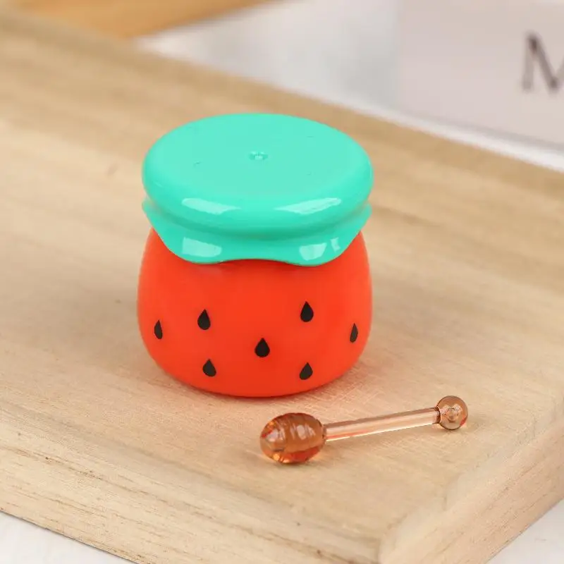1 Stück Niedlicher Wassermelonen-Lippenbalsam-Behälter, Leeres Lippenmasken-Gefäß mit Mini-Honigstab, Lippenstift-Verpackung, Mini-Kosmetikspender – Detail 3