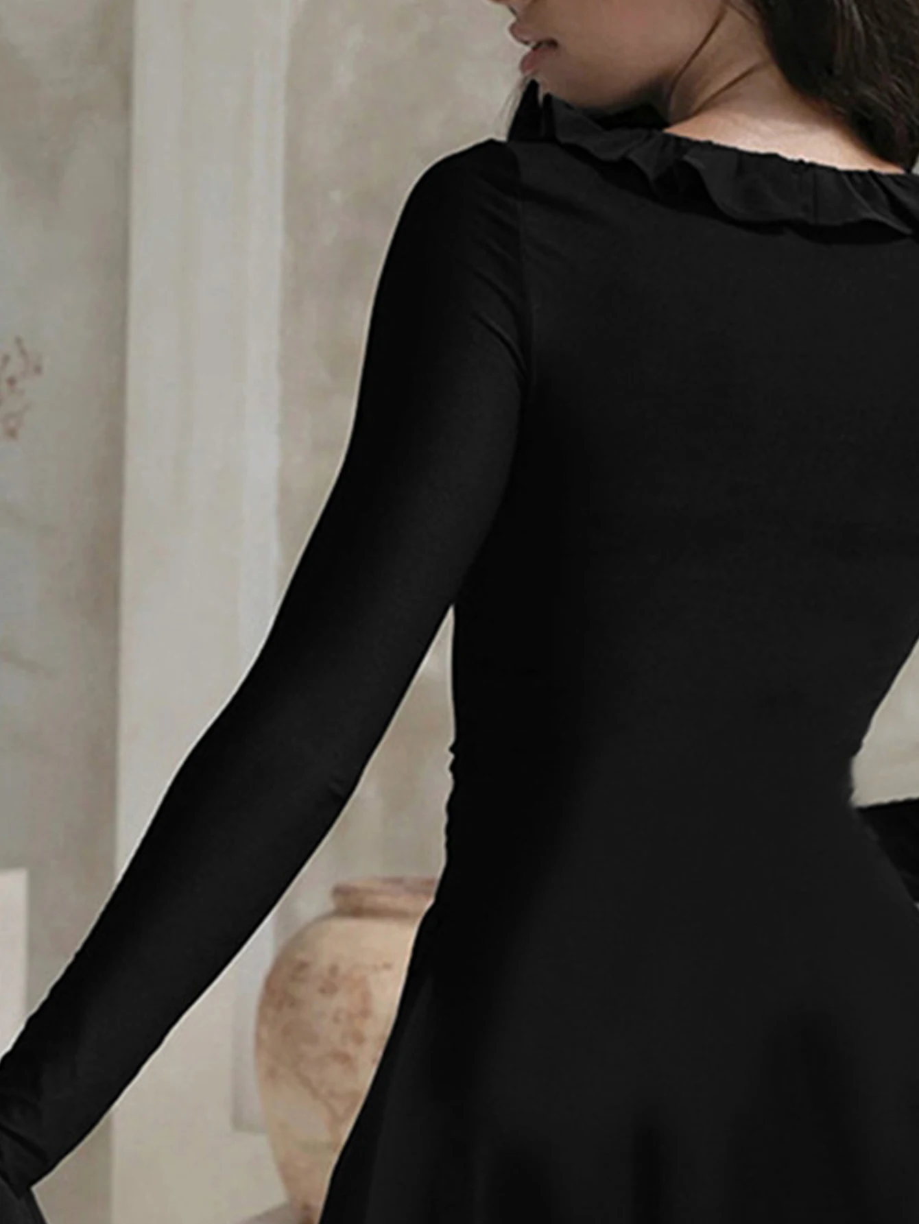 Mini robe élégante unie à col en v pour femmes, manches longues évasées, ligne a, robe basique à lisière filandreuse, automne