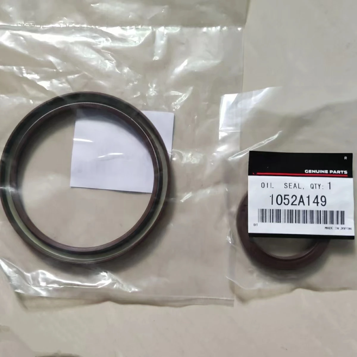 1052A118 1052A149 Engine Crankshaft Front Rear Oil Seal For Mitsubishi Outlander CW4W CW5W CW6W GA2W GF7W GF8W CY4W CY5A GK2W