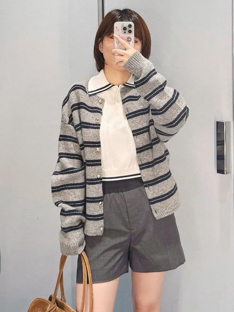 

Oyearex женский вязаный шерстяной длинный кардиган-пальто винтажное пальто в полоску с буквенным логотипом M повседневная одежда стандартного кроя осень...