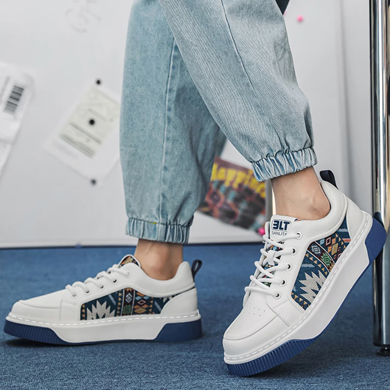 

Новая мужская повседневная обувь большого размера, очень большая обувь с тройными шинами, очень широкий дизайн, удобная, не сжимающаяся