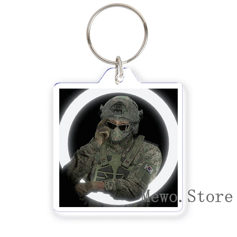 Hot Game Call of Duty Acrylic Keyring Ghost Creative Strawberry Konig Funn Meme Anime Key Chain Bag Jewelry Fans Gifts