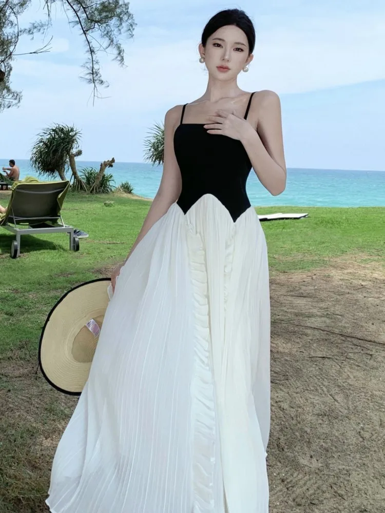 

Fashion Pleated Black White Patchwork Ruffled Slim Long Dress Summer Sweet A-Line Dress Seaside Vacation Sling Beach Skirt