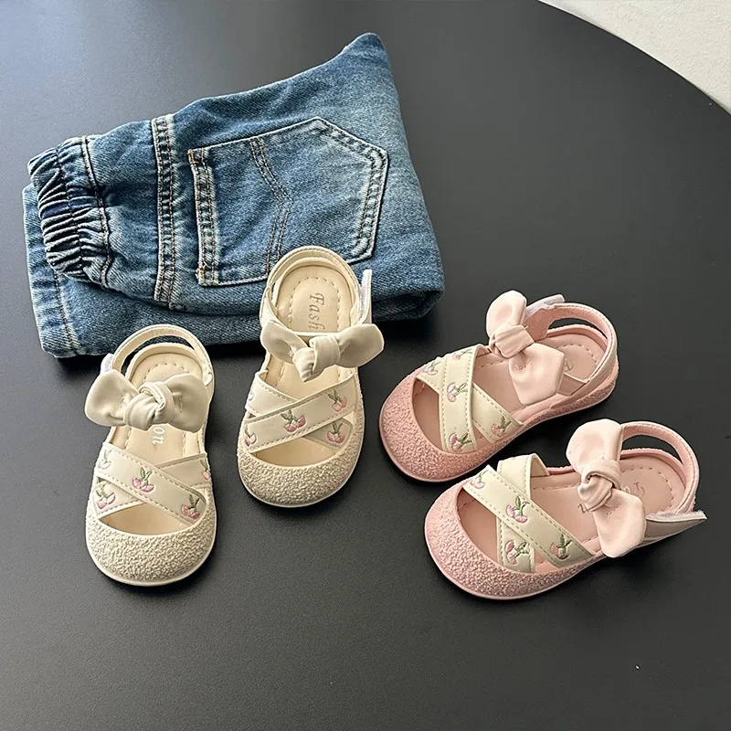 Baby-Lauflernschuhe mit Zehenschutz, Anti-Kick Kleinkind-Sandalen mit süßen Schleifen, Sommer 2026 Neuheiten, Mädchen Prinzessinnen-Freizeitschuhe mit weicher Sohle