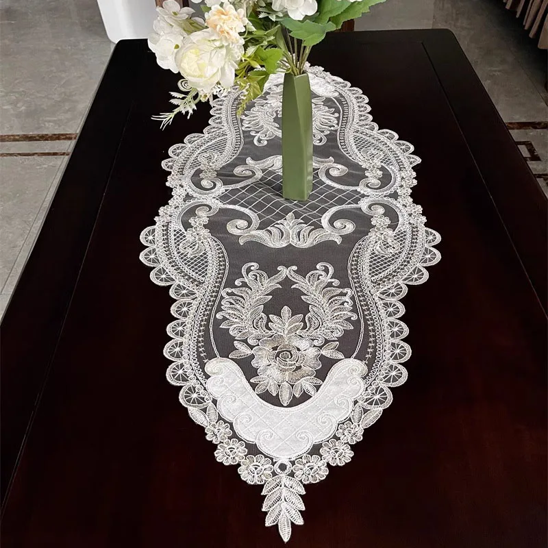 

Luxury lace flower embroidery Table flag Runner cloth cover tablecloth party Christmas Wedding Table decoration and accessories