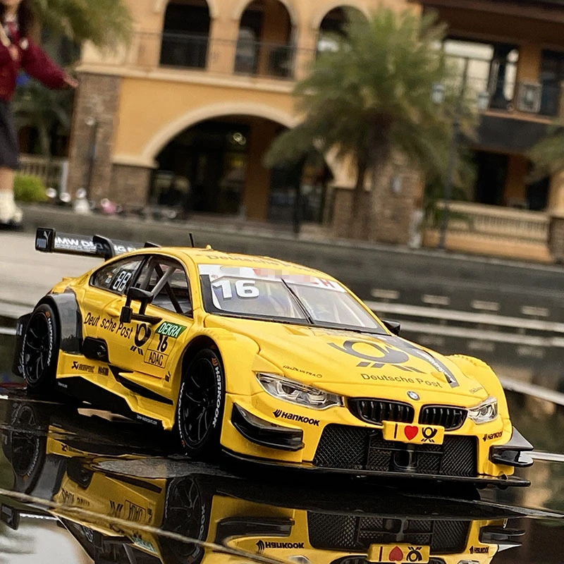 Alloy Racing Car Modelo, 1:24 BMWs M4 DTM Le Mans, Diecast Metal Veículos, Modelo de carro esportivo, Simulação Coleção Presente