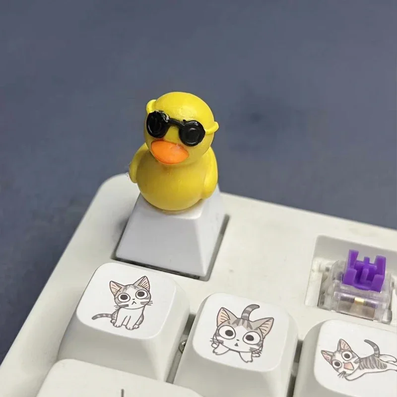 

DIY Creative Little Duck Keycap Cherry Mx Switch Cross Axis Pink Duck Game Mechanical Keyboard Keycap