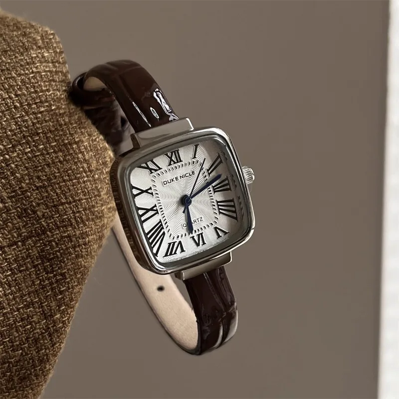 Casual fashion square watch for women temperament light luxury niche different design ladies quartz watch relojes para mujer