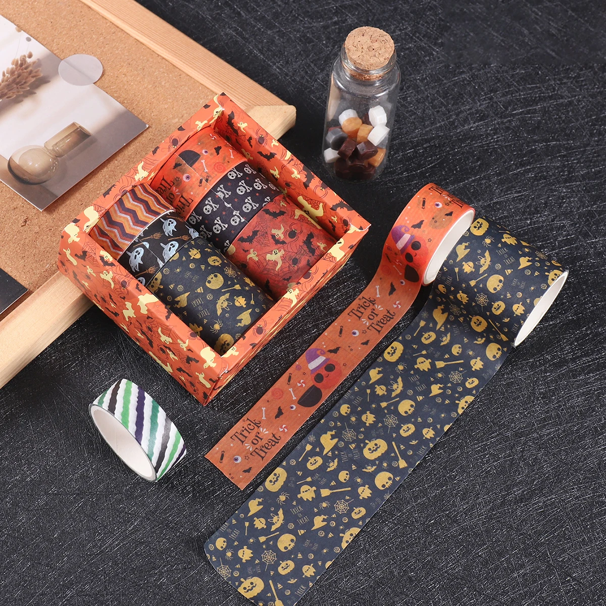 ハロウィン和紙テープ 6 ロールセット - DIY クラフト、スクラップブッキング、ジャーナル、ギフト包装用の不気味なプリント、簡単に引き裂ける紙テープ