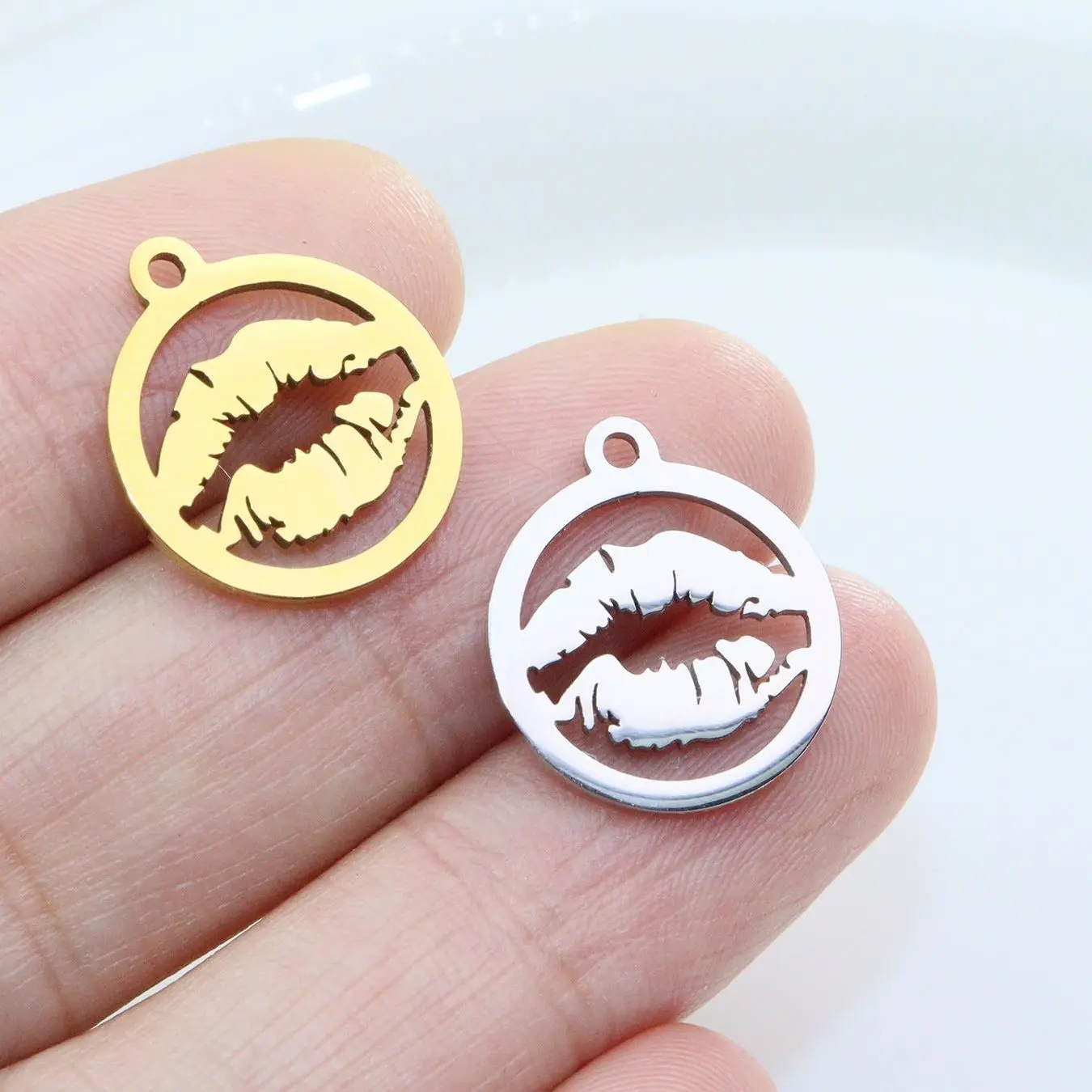 5pcs 15mm Wholesale Stainless Steel Mirro Polish Lips Charms Pendant DIY Necklace Earrings Bracelets Vacuum Plate Unfading image 3
