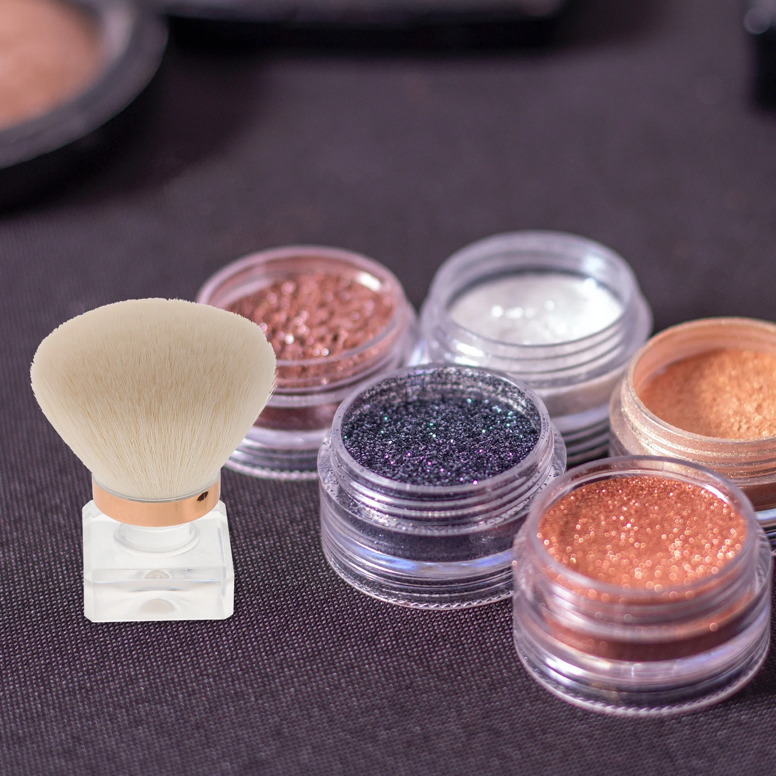 แปรงแต่งหน้าหัวเห็ด ขนแปรงนุ่มขนาดเล็ก แปรงปัดแป้ง สำหรับปัดแก้ม ไฮไลท์ แป้งฝุ่น แป้งโปร่งแสง อุปกรณ์เครื่องสำอางสำหรับผู้หญิง