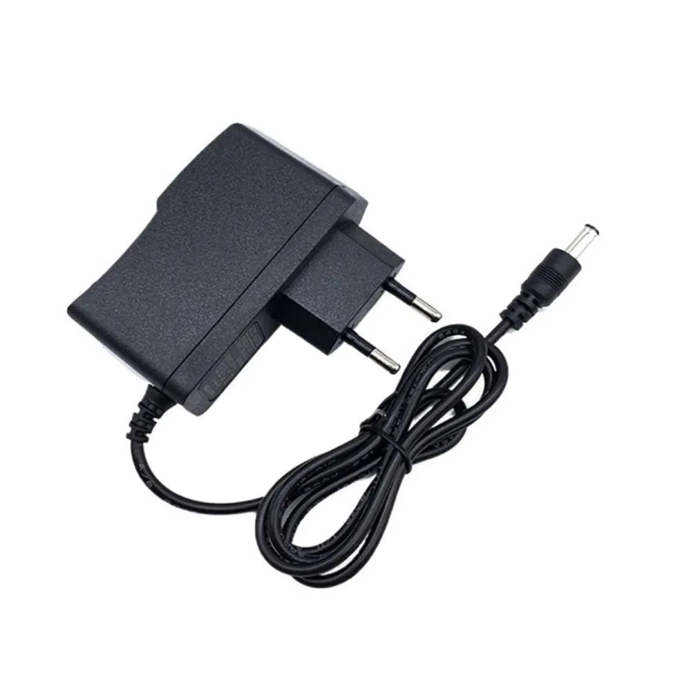 الاتحاد الأوروبي 12 فولت 1A محول الطاقة العرض 2.1 مللي متر * 5.5 مللي متر محول الإضاءة التيار المتناوب 110 فولت ~ 220 فولت إلى تيار مستمر 12 فولت تحويل التيار الكهربائي ل مصباح ليد CCTV