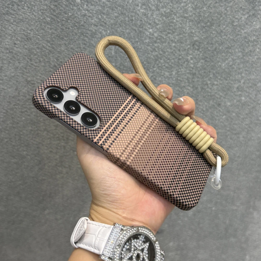 الفاخرة اليد الحبل كيفلر ألياف الكربون المغناطيسي لحالة Magsafe لسامسونج S24 زائد S25 رقيقة جدا PC غطاء شحن لاسلكي