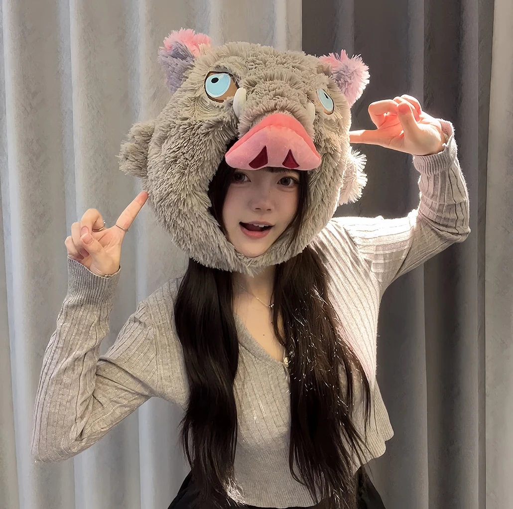 Leuke Cosplay Prop Everzwijn Hoofd Pluche Hoed Hashibira Inosuke Warme Hoofddeksels Cartoon Gevulde Anime Knuffels Geschenken Jongen Fans