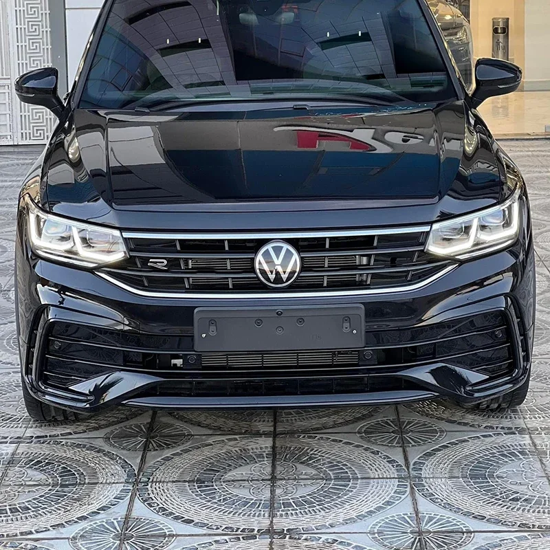 Car styling For Tiguan Front Grille Chrome 2021 2022 2023  MK2 Front Bright Black  Sports Body Kit Accessory