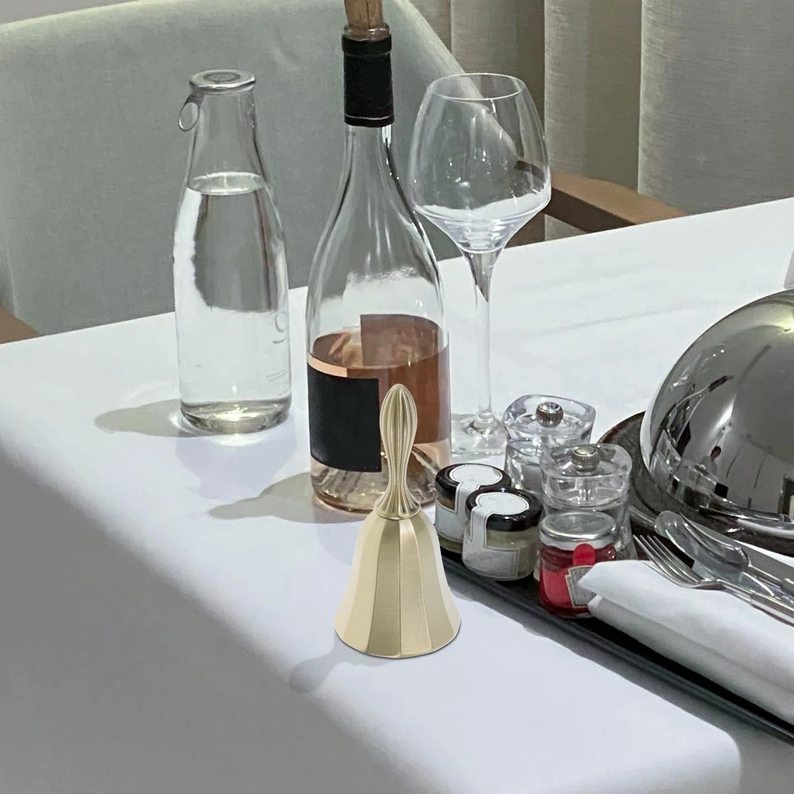 

Metal Hand Bell for Service Desk Table Decorative Shopkeepers Reception Ideal Bars Restaurants Counters Food Service Clear Sound