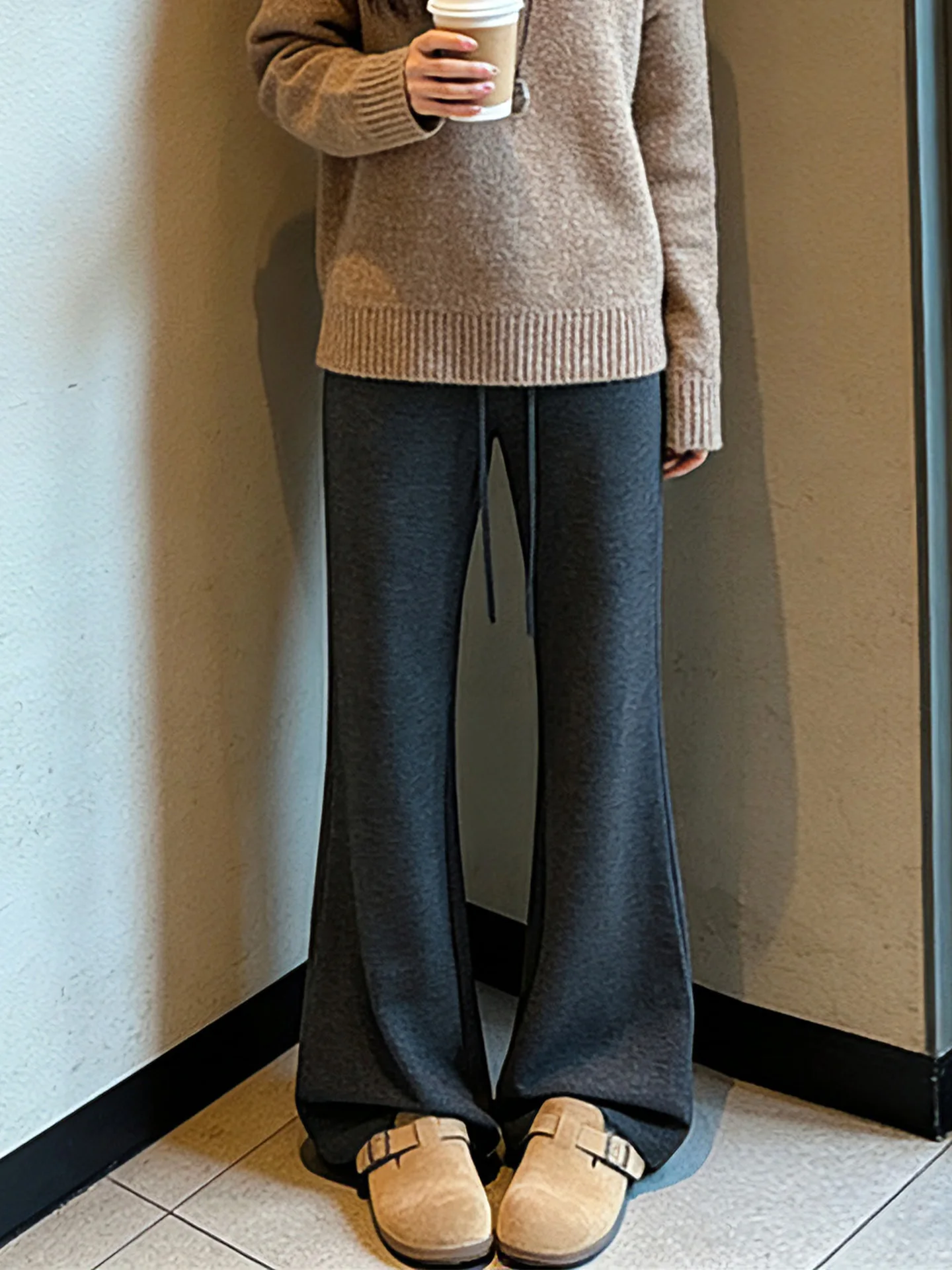 Damskie spodnie do jogi z wysokim stanem, ocieplane, jesienno-zimowe, nowe, dopasowane, z acetatu i wełny, rozszerzane do dołu, sportowe.