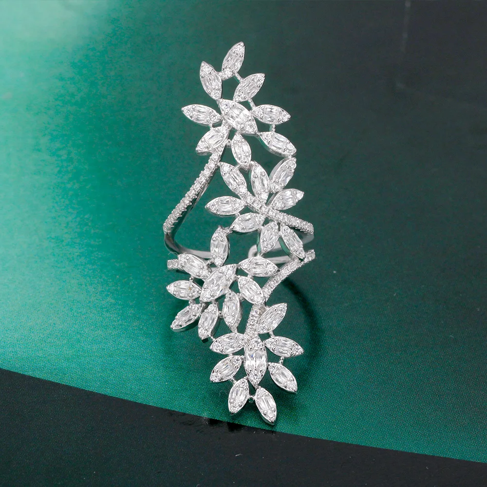 BrideTalk Hot Selling New Fashion Leaf Shape Flower Open Ring Women's Wedding Engagement Holiday Jewelry 2022