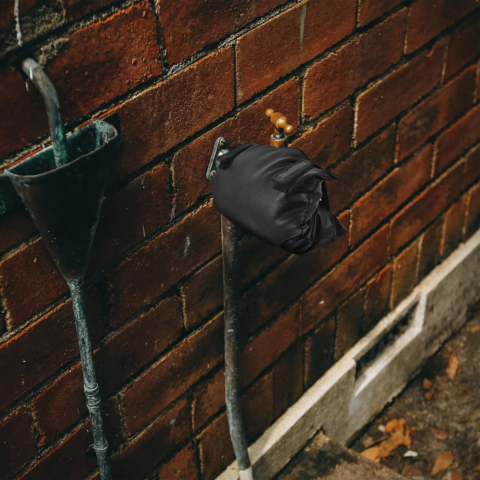 Wasserhahn-Abdeckung für den Außenbereich, wasserdicht, isoliert, Zapfenabdeckung, Frostschutz, Garten-Wasserhahn-Schutz, Winter-Frostschutz