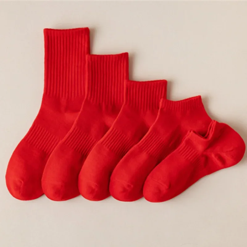 

Red Socks New Year Men Socks Festive Midd-Tube Stockings For Men Christmas Party Sock Soft Comfortable Breathable Absorb Sweat