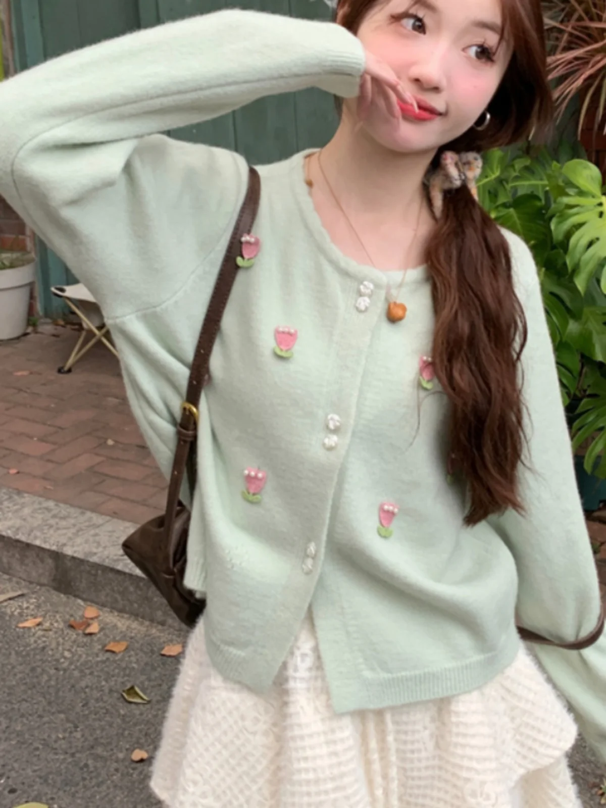 

Длинный открытый кардиган с милой цветочной вышивкой, вязаный свитер, свободный осенний женский топ, универсальный вырез...