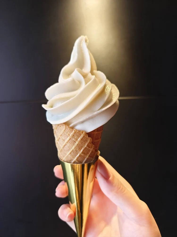 

Машина для мороженого с одной головкой, настольная интеллектуальная машина для изготовления мягкого мороженого с сенсорным экраном, оборудование для изготовления мороженого