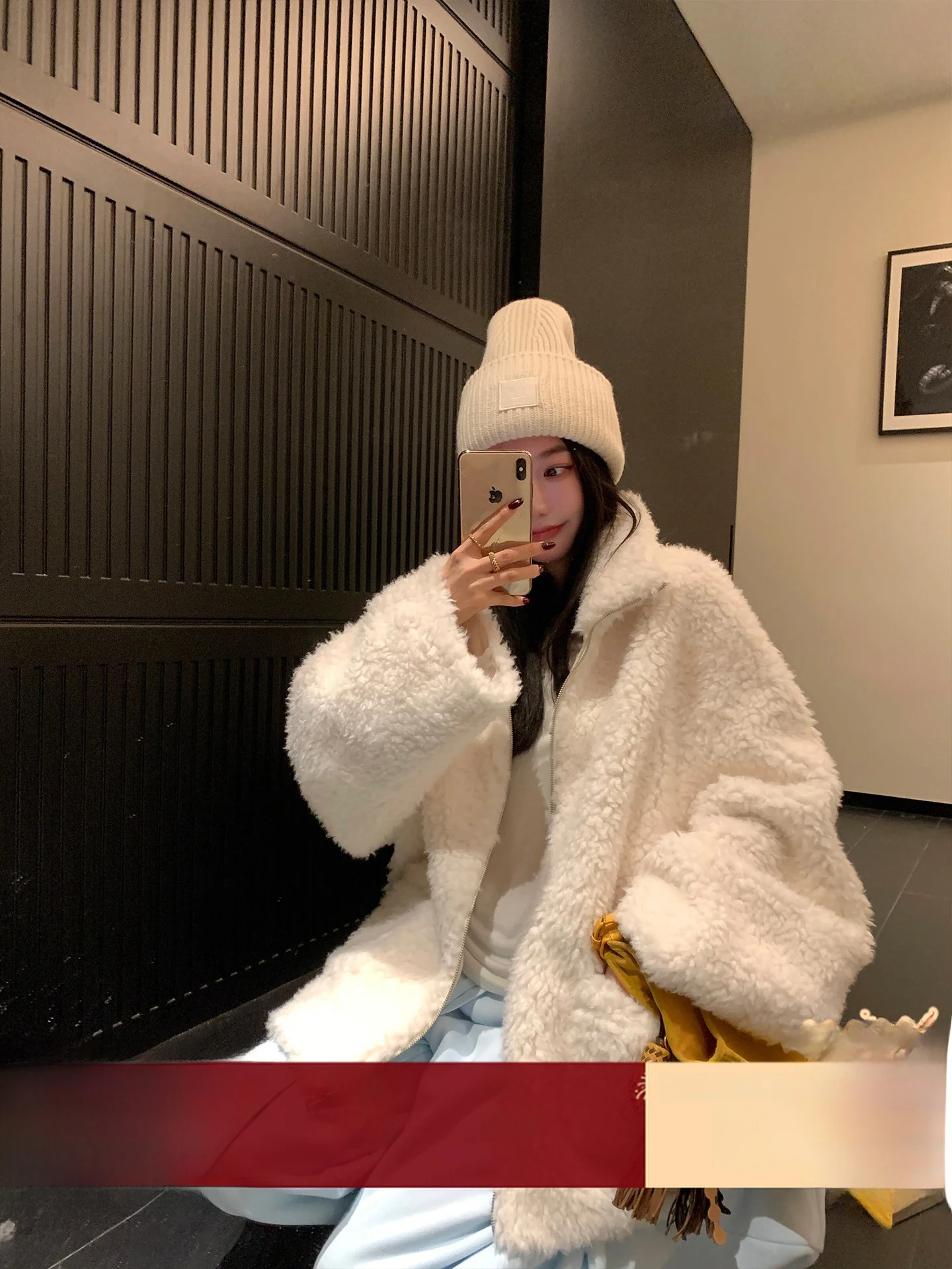 

Женская куртка Ouyang с воротником из новозеландского меха ягненка, экологичная, оверсайз, для повседневной носки, с длинными рукавами, на молнии, однотонная