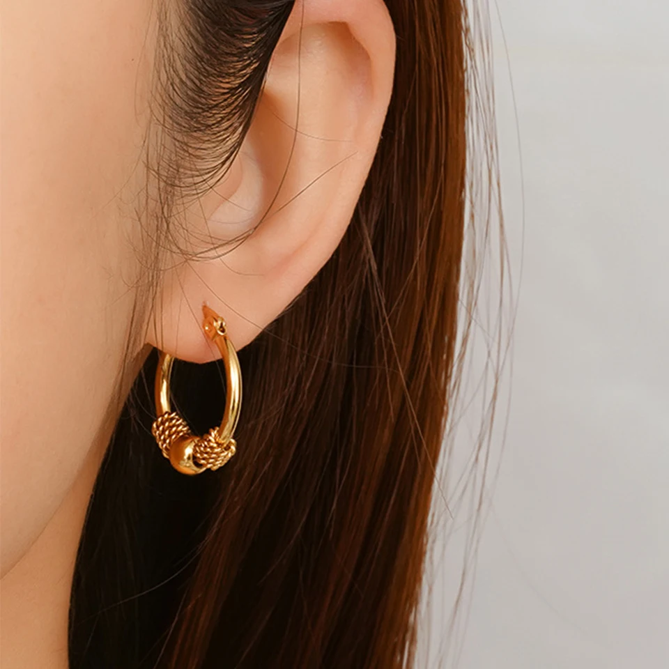 ZAKOL 316L Edelstahl Goldene Hohlgeflechtte Ohrringe in Kreisform für Damen, modischer Ohrschmuck, Partygeschenk für Damen – Detail 3