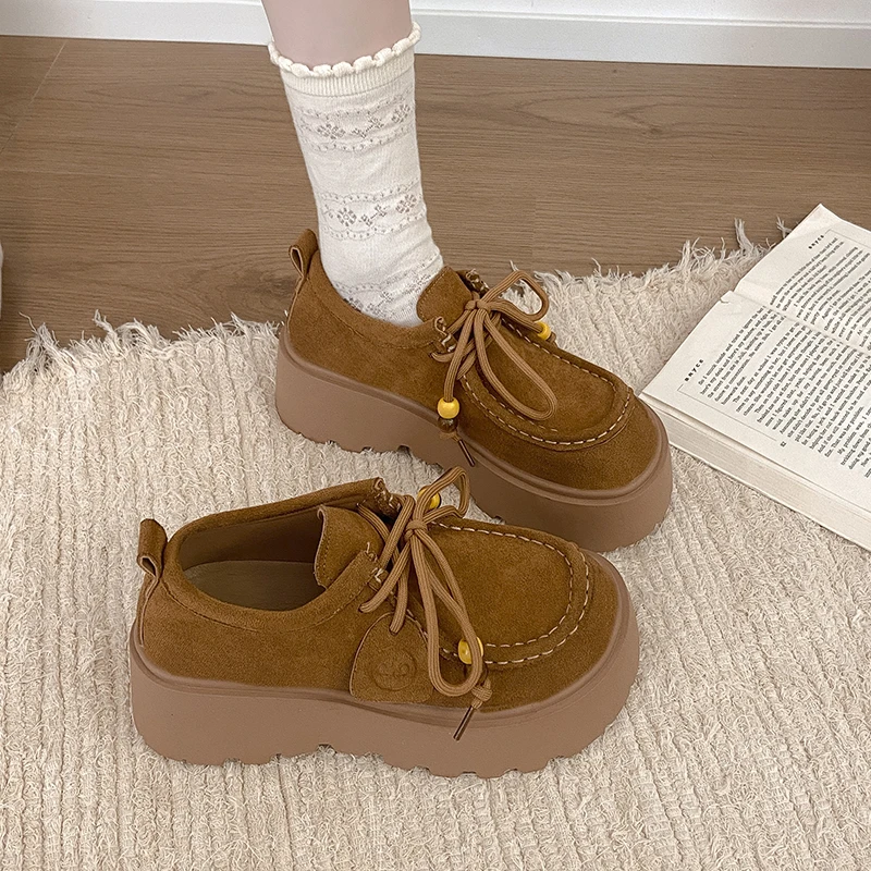 

Универсальные женские модели на толстой подошве, новинка 2025 года, маленькие одиночные туфли, увеличивающие рост, универсальные повседневные лоферы в стиле ретро