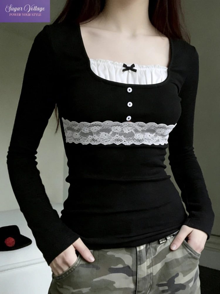 フランス風スイートフェイクツーピーストップス レディース スリムフィット 長袖 スクエアネック レースリボンTシャツ キュートファッション Y2K エレガント ベースレイヤーシャツ