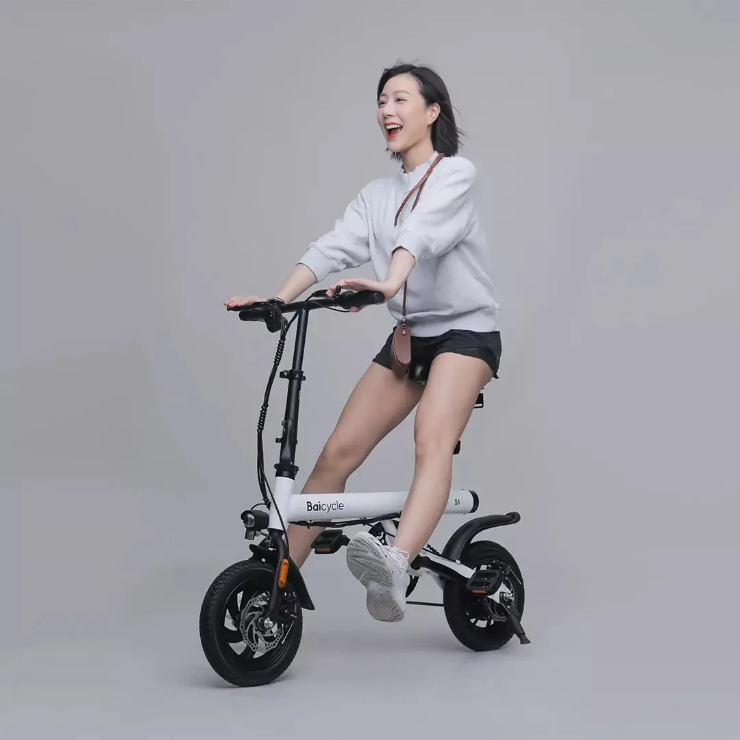 LYN  Folding electric vehicle, adult mini ultra light electric scooter