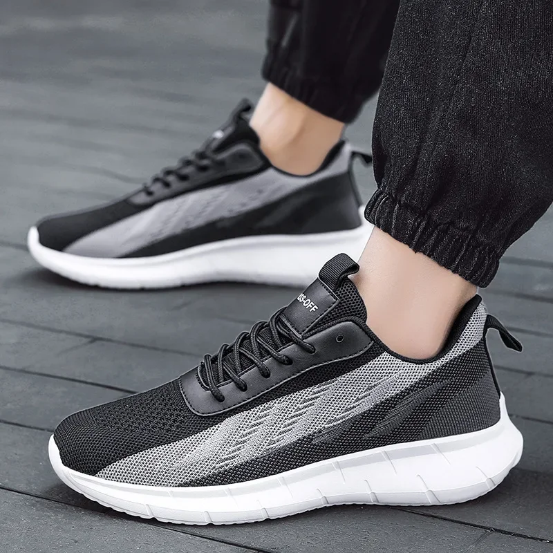 أحذية الجري الرجالية كبيرة الحجم شبكة تنفس ترقية رائجة البيع لموسم ربيع الخريف أحذية رياضية غير رسمية خفيفة الوزن Coc