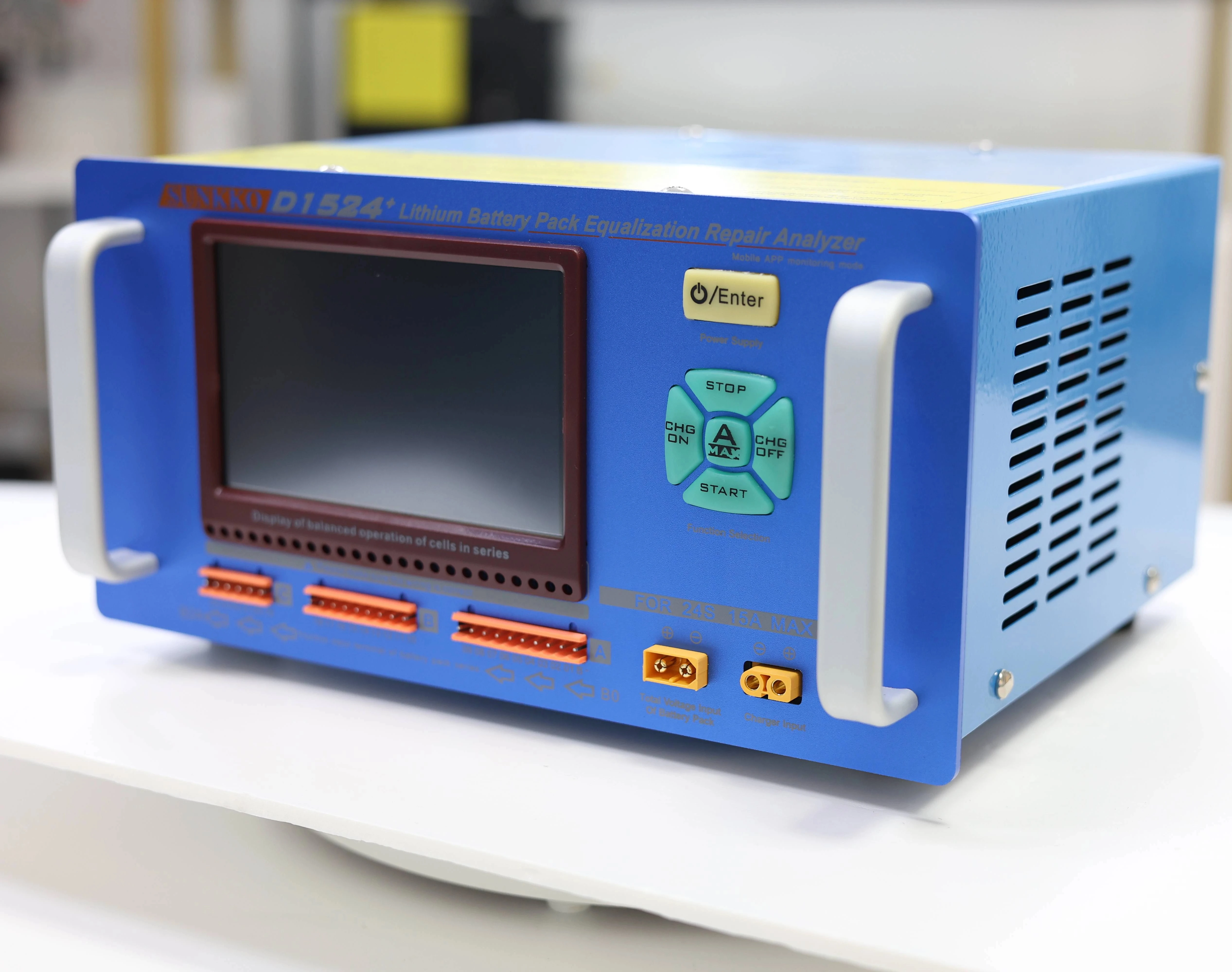 

D1524 15A High Current Lithium Battery Pack Equalizer and Analyzer Battery Voltage Equalizer for Electric Vehicle