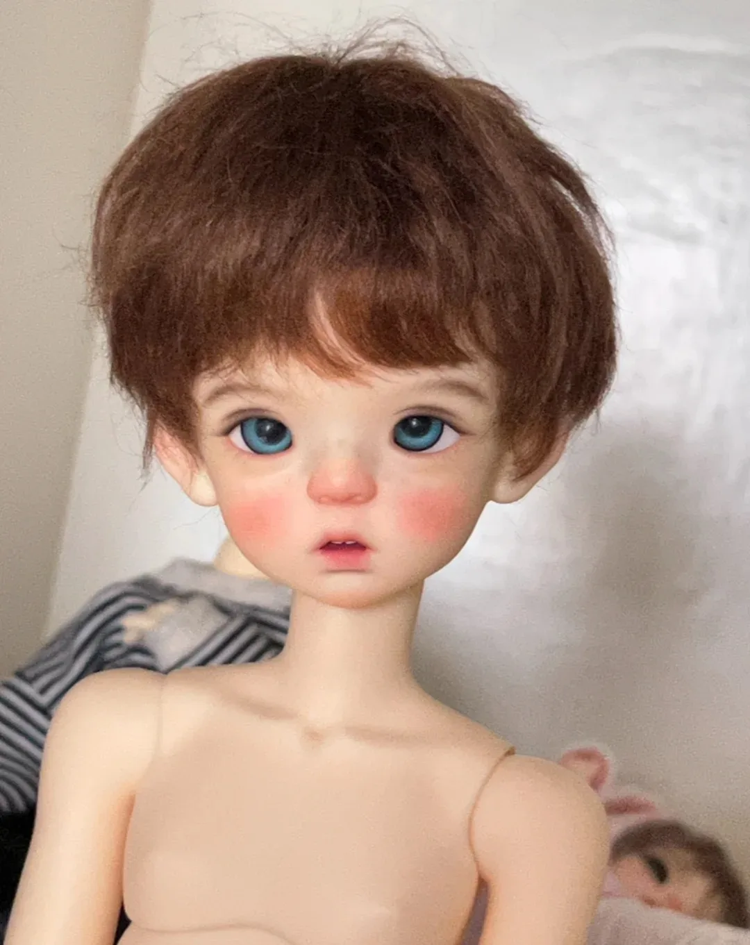 ผู้ผลิตตุ๊กตา BJD เรซิ่นพรีเมียม hahaBJD ขนาด 1/6 35 ซม. ตุ๊กตาโคอิ Akoin เด็กผู้ชายน่ารัก ตาแบบไม่ต้องติด