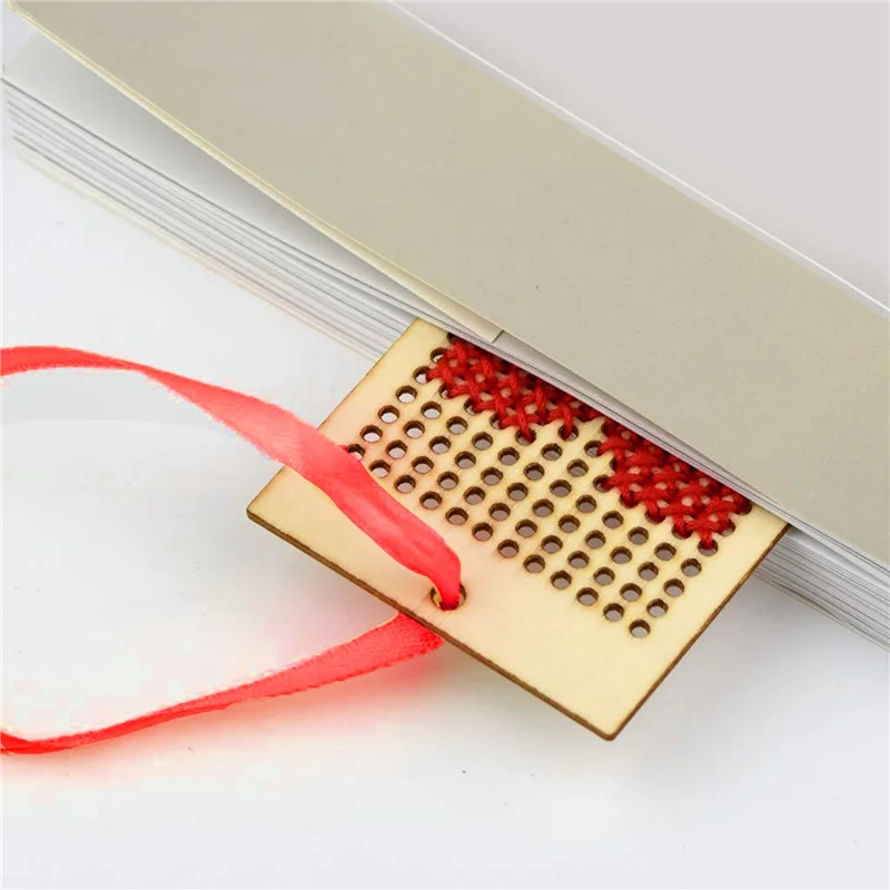 24 قطعة من الفراغات المرجعية الخشبية عبر الابره عدة DIY بها بنفسك الحرفية الخشبية المرجعية الحلي للأطفال والمراهقين