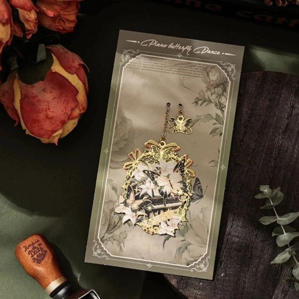 New Retro Style Metal Bookmark Pendant Style Flowers & Butterfly Hollow Book Mark Thin Book Reading Clip Student Gift
