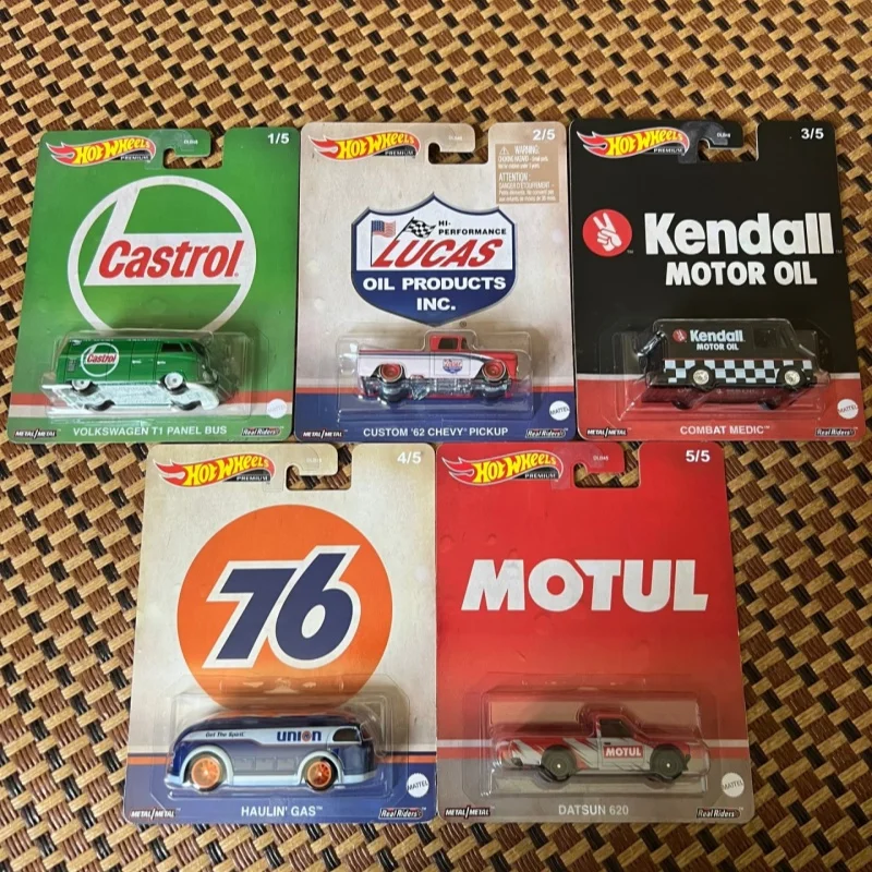 Hot Wheels Castrol Conjunto de óleo de motor Volkswagen T1 Datsun Captador Liga Modelo de carro Brinquedos para crianças Cultura popular Presentes automotivos