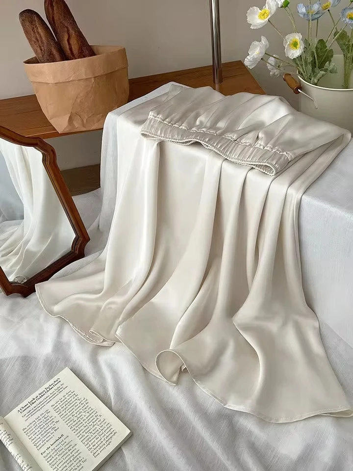 2026 Summer Women's French Vintage  Apricot Satin Large HemHigh-end Drapey Vacation Style A-line Skirt