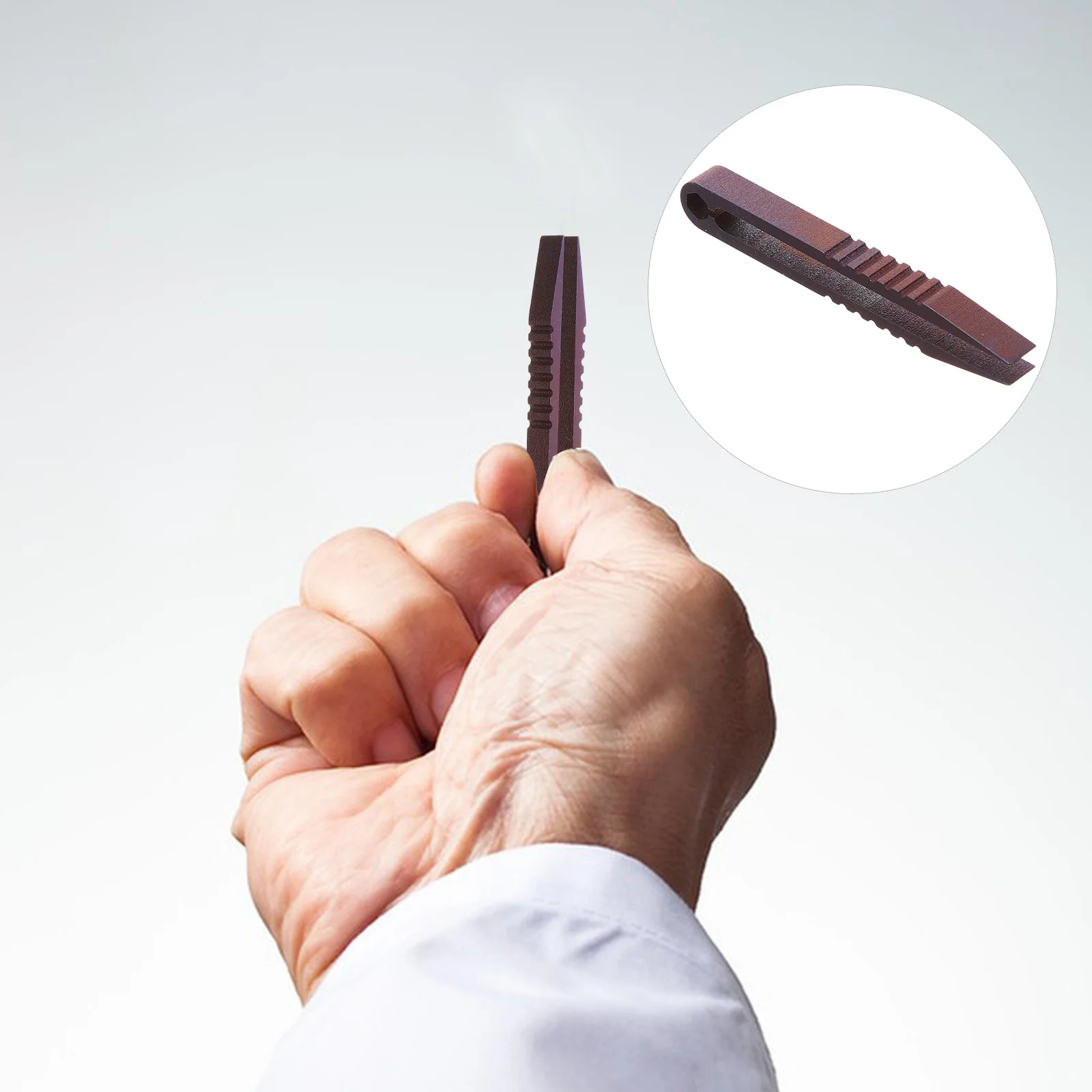 

Mini Titanium Tweezer Multipurpose Portable Tool for Outdoor Camping Travel Fine Thread Trimming and Small Object Gripping