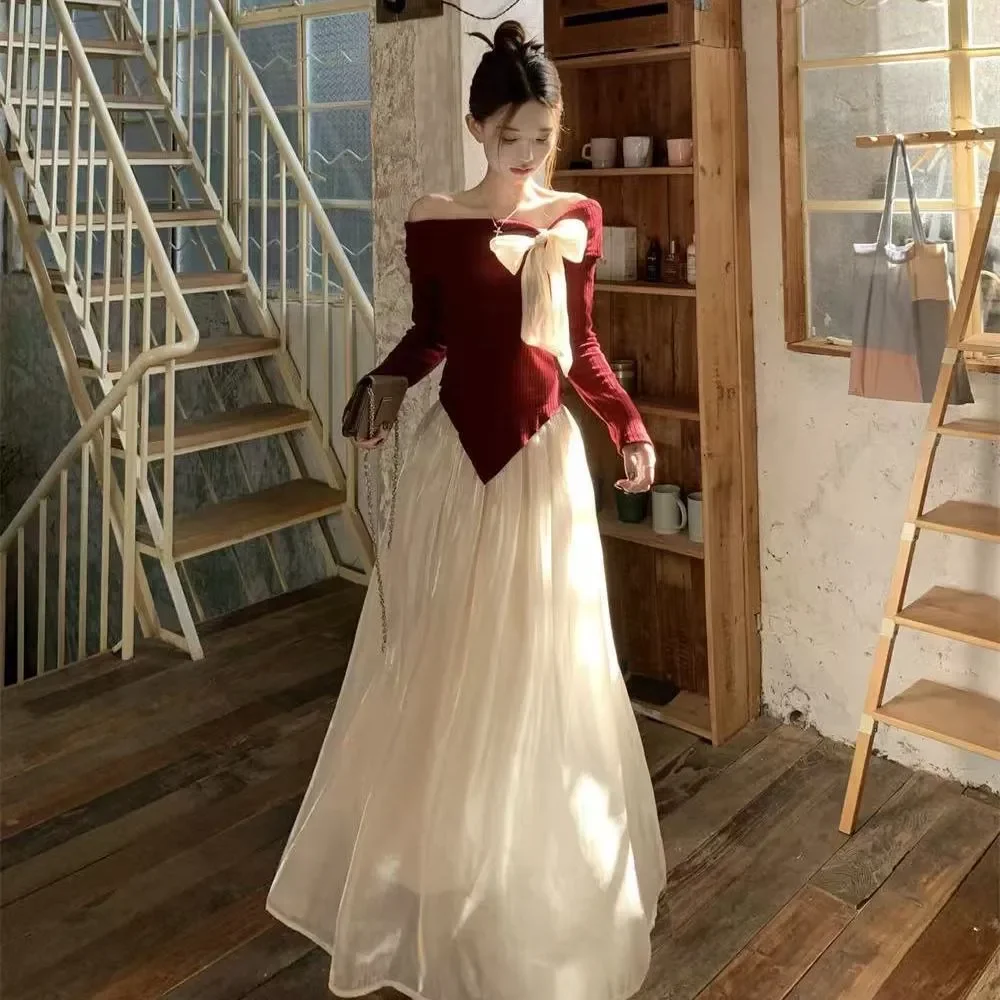 

French Two-Piece Set Women's Spring and Autumn 2026 New Style One-Character Collar Top Streamed Loose Skirt