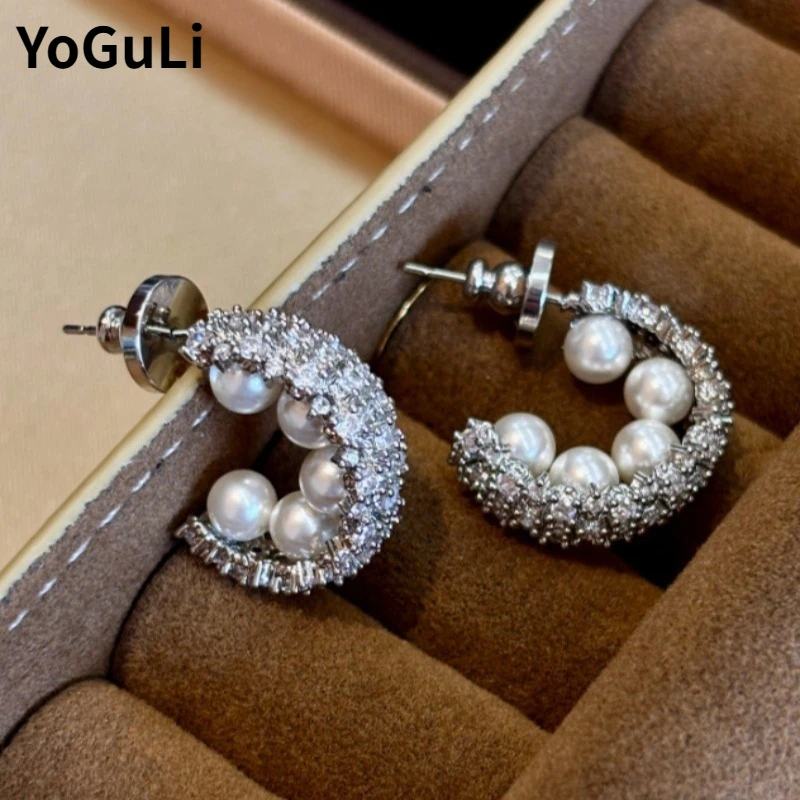 

Modern Jewelry Luxury Temperament Delicate Design Simulated pearl Earrings For Women Girl Popular Accessories Wholesale