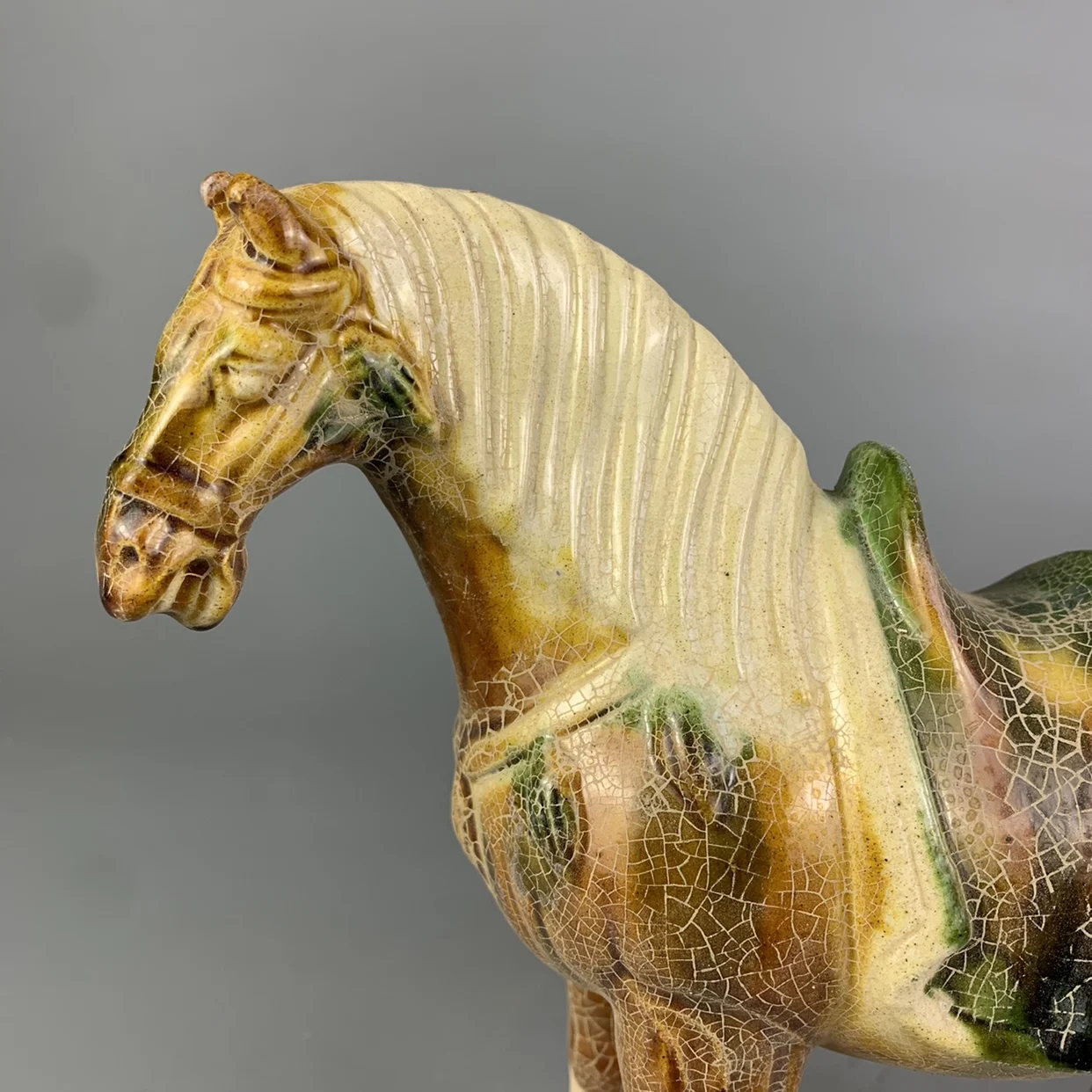 Tang Sancai Yellow Glazed War Horse Sculpture Home Decor Antique Porcelain Ornament Museum Excavated Vintage Retro Decoration