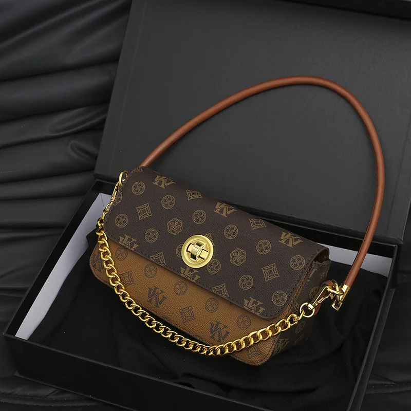 

2025 Spring Niche Chain Bag, Chic Shoulder Purse for Women, Aesthetic Underarm Tote, Fashion Crossbody Bag, Day-to-Night Sling