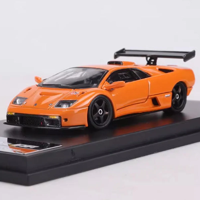 DCM 1:64 ディアブロ GT-R 合金車モデル静的コレクション装飾ホリデーギフトおもちゃ