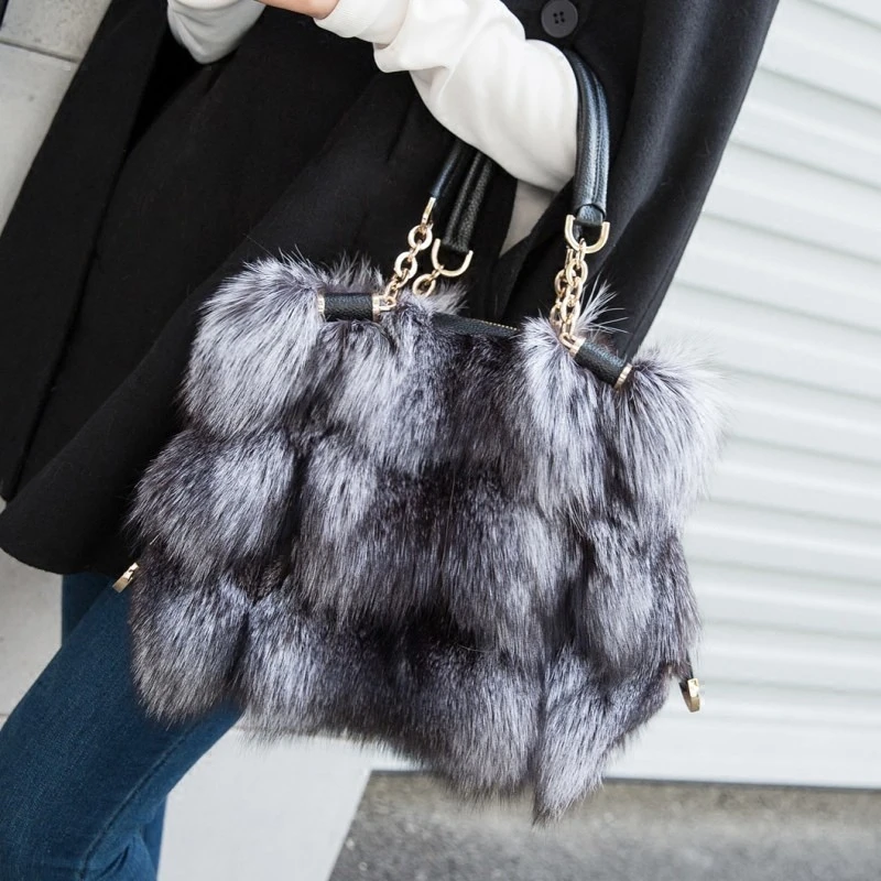 

2023 New Winter Real Fur Shoulder Bag Natural Mink Fur Women's Fashion Handbag Large Capacity Luxury Fur Dinner Bag