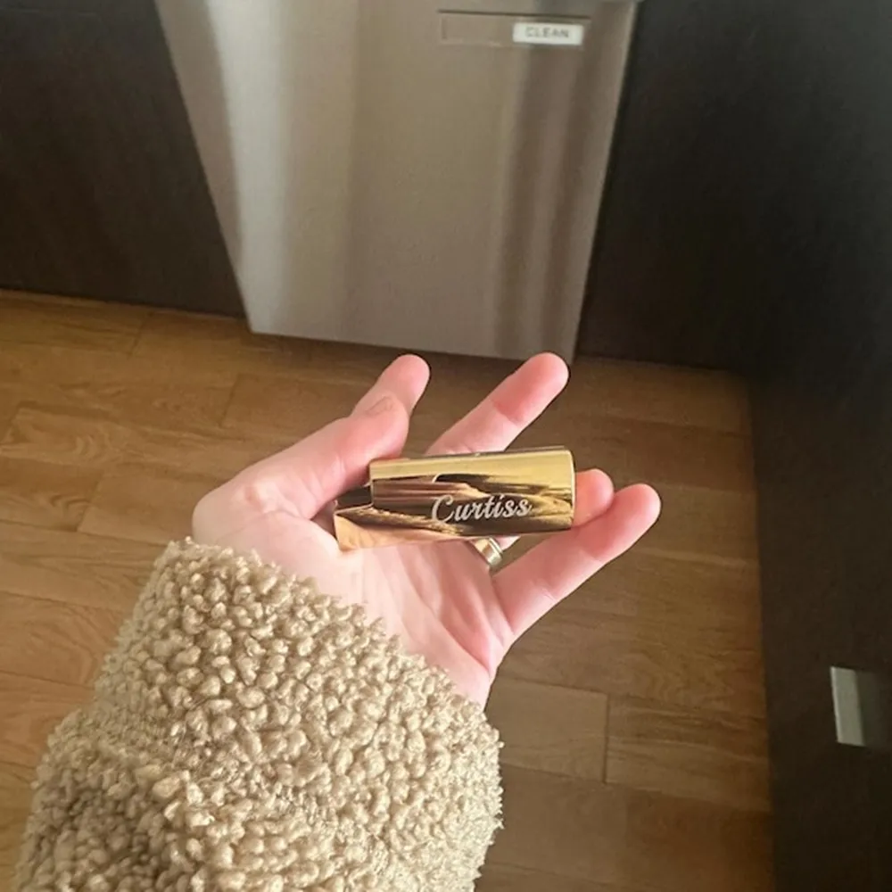 

Винтажный металлический чехол для зажигалки на заказ, чехол-держатель, позолоченный, с персонализированной гравировкой имени, текстовым логотипом, рукав для зажигалки